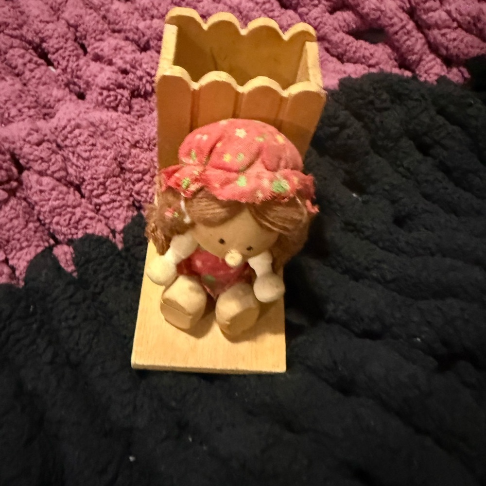 Wooden Doll Fig pencil holder